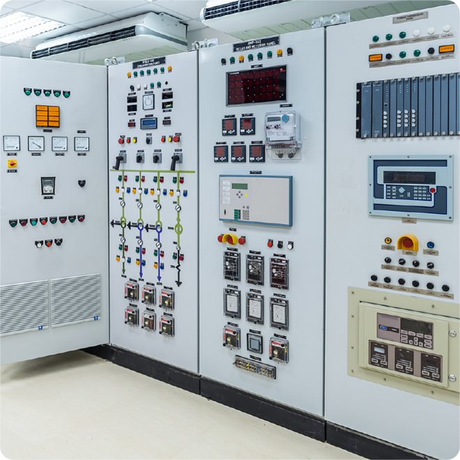 電気工事関連／キュービクル式高圧受変電設備